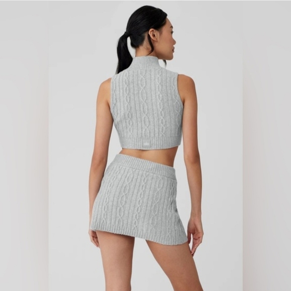 37. Alo Yoga | Cable Knit Winter Bliss Mini Skirt – Heather Grey – Size Small - Picture 3 of 12